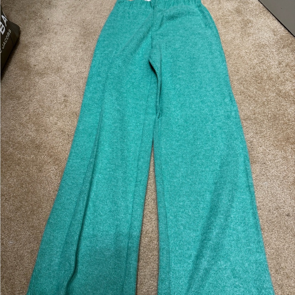 ZARA GREEN PANTS